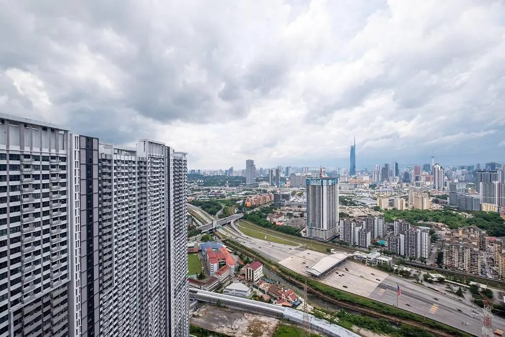 Bea Bea'S Kidz Dreamland Mini Horse 4Br 11Pax Mrt Apartment Kuala Lumpur